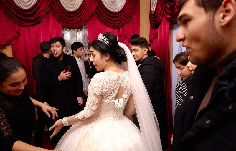 A wedding in Otaci, Moldova. 2023.